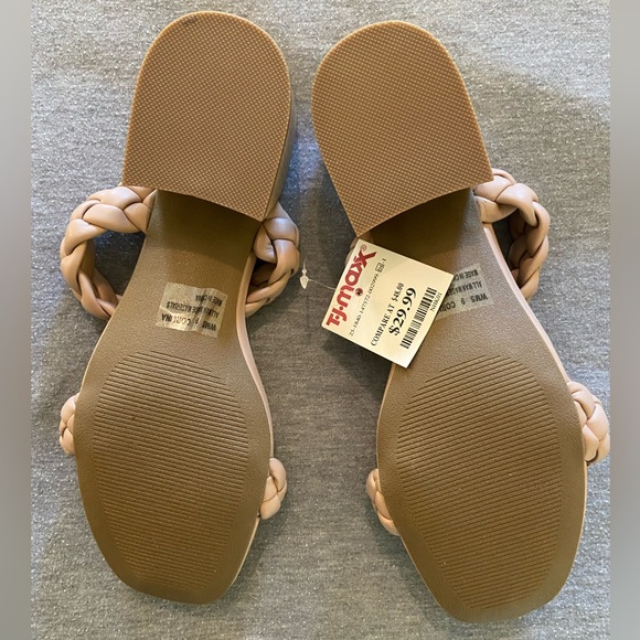 NWT Dolce Vita Short Block Heels - Picture 6 of 7